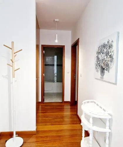 Ocean Pearl Y פונשל